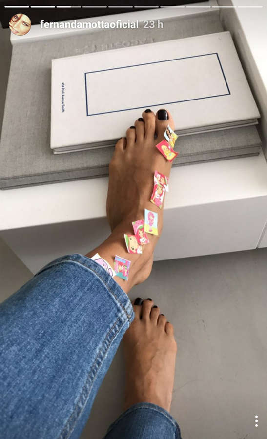 Fernanda Motta Feet